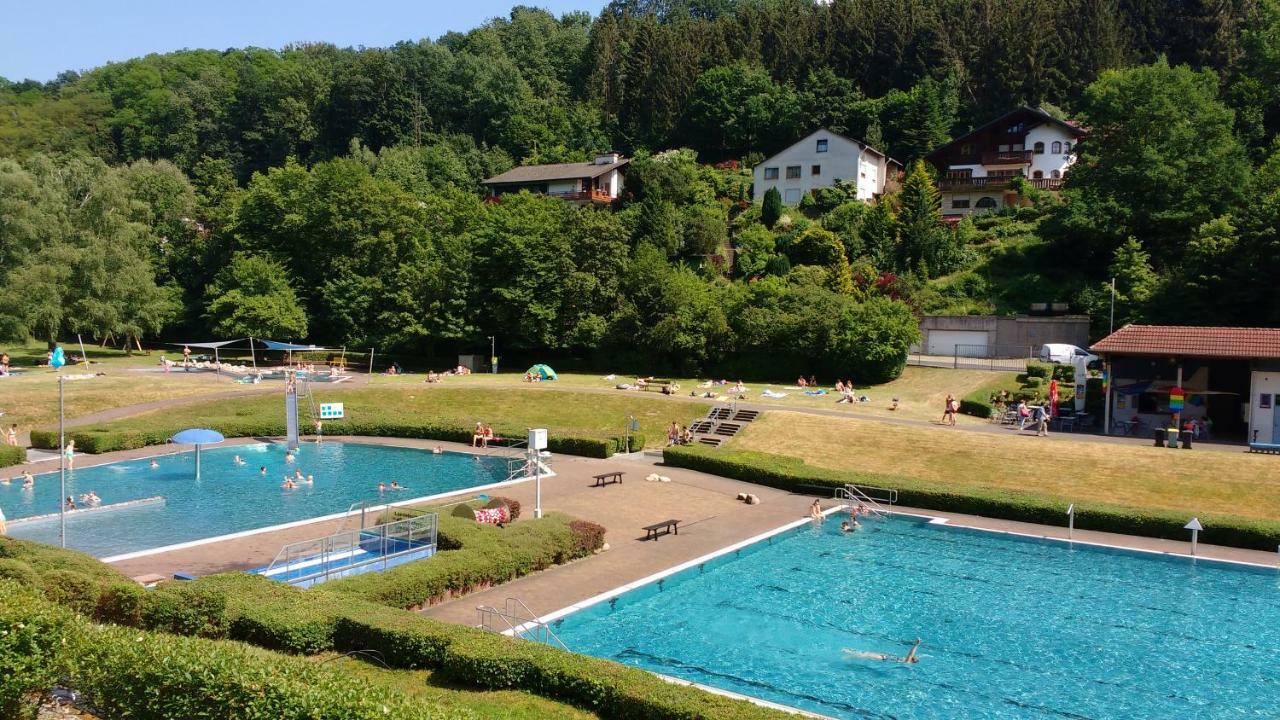 Ferienwohnung Rhododendron - Natur Pur Am Highwalk Rotenburg an der Fulda Esterno foto